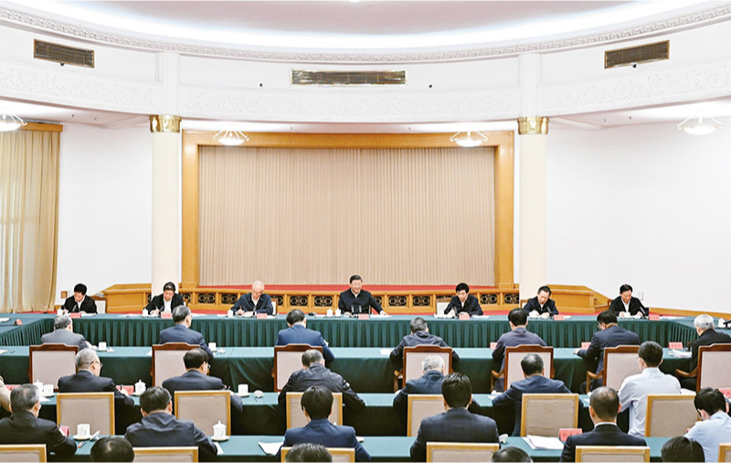 　2024年5月23日下午，中共中央總書記、國家主席、中央軍委主席習(xí)近平在山東省濟(jì)南市主持召開企業(yè)和專家座談會(huì)并發(fā)表重要講話。 新華社記者 謝環(huán)馳/攝
